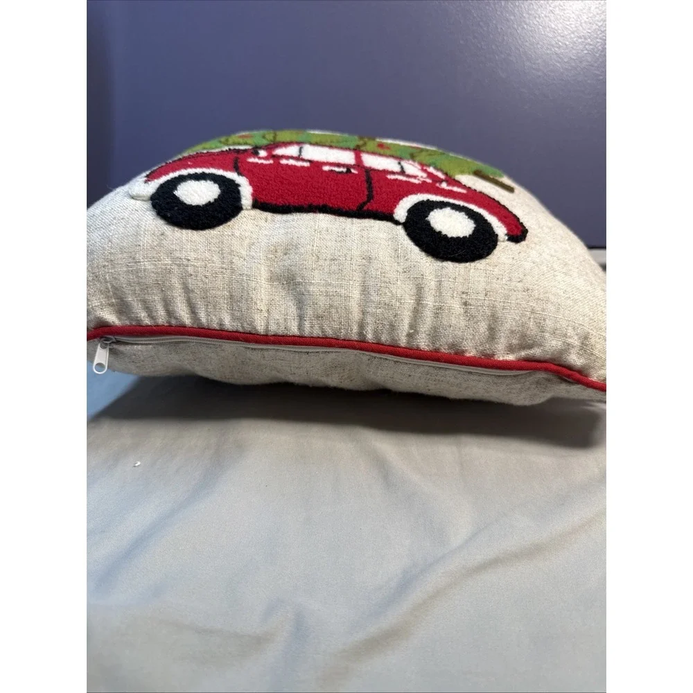 Saro Le Jour de Noël Embroidered Christmas Throw Pillow Red VW Bug Car Tree